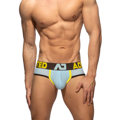 NAKED FEELING BRIEF