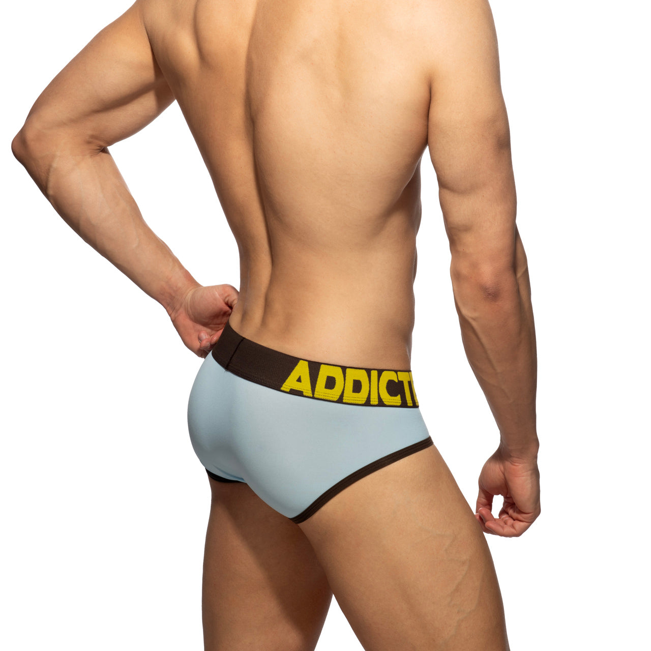 NAKED FEELING BRIEF