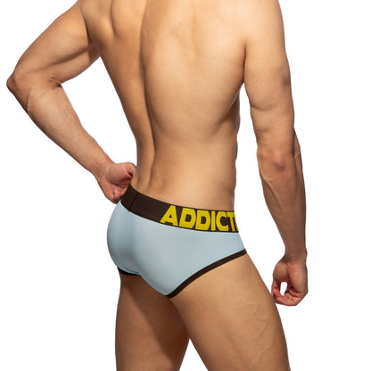 NAKED FEELING BRIEF